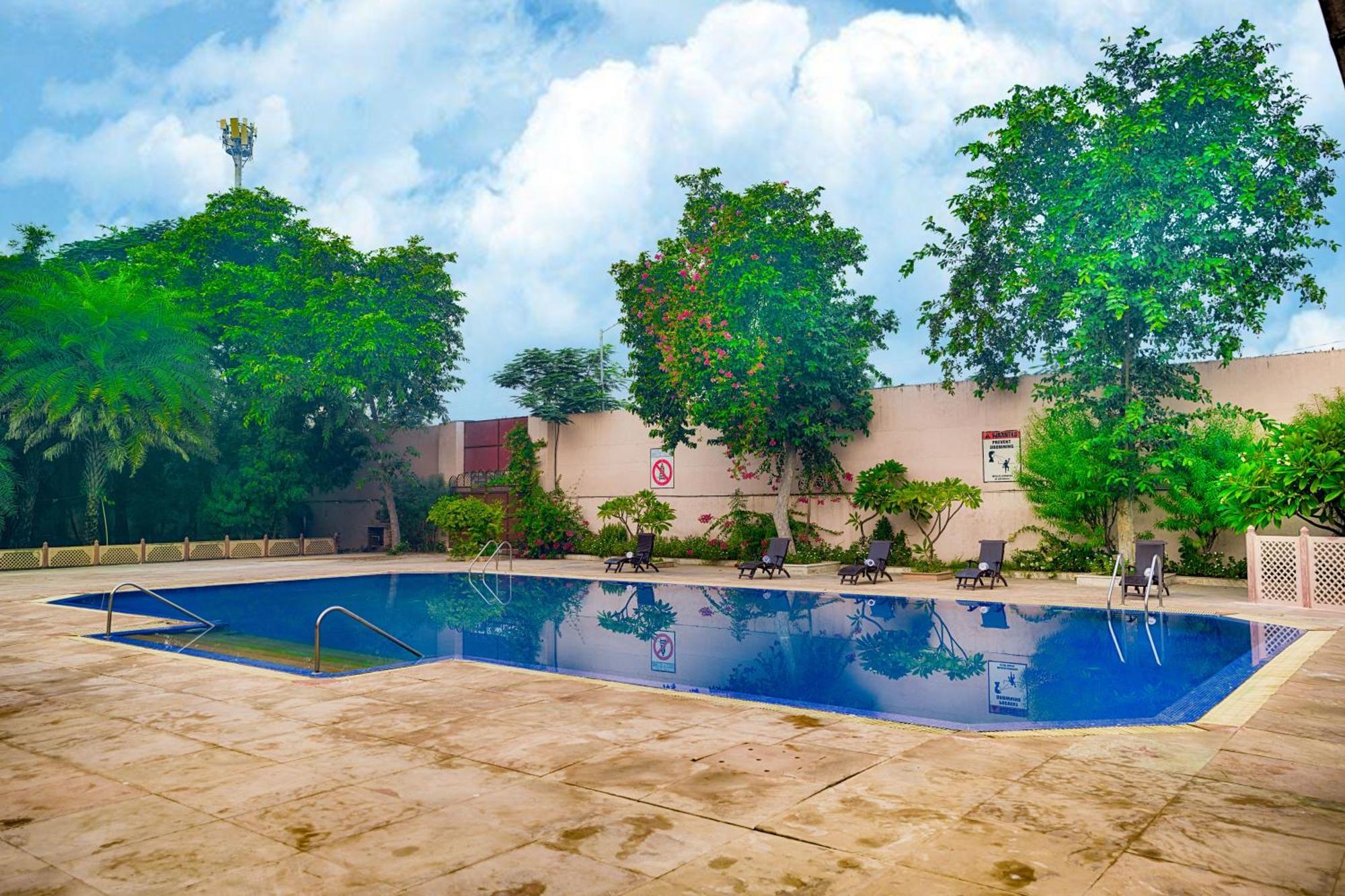 Club Mahindra Bharatpur Otel Dış mekan fotoğraf